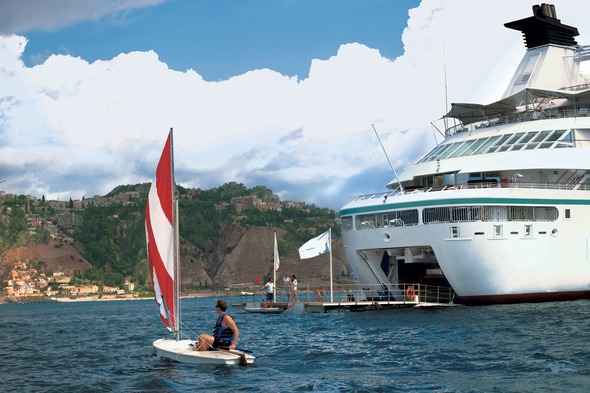 Windstar Cruises - Star Pride watersports marina